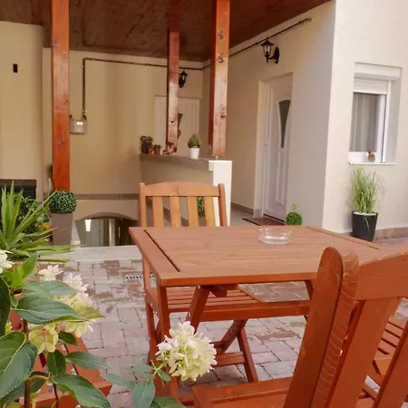 Varfal Apartment
