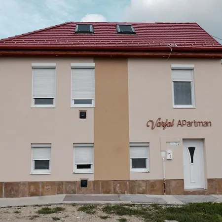 Varfal * Eger