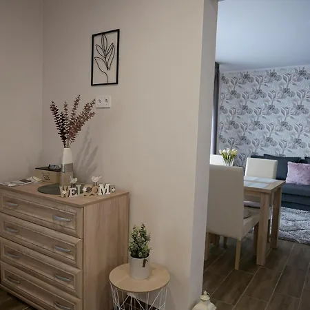Várfal *